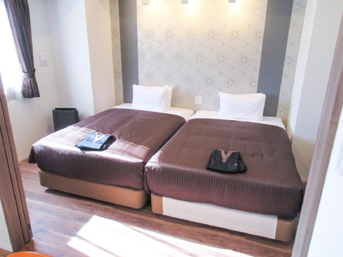 Livemax Premium Marunouchi Hotel 3*